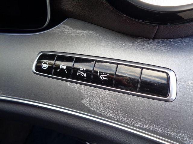 Mercedes Benz CLS-CLASS 2019-06 19126-17