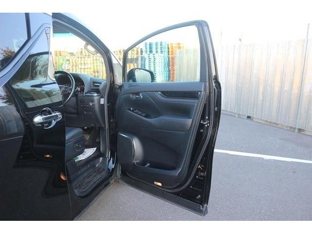 Toyota ALPHARD 2019-07 186153-9