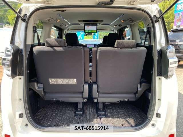 Toyota VELLFIRE 2019-09 369680-17
