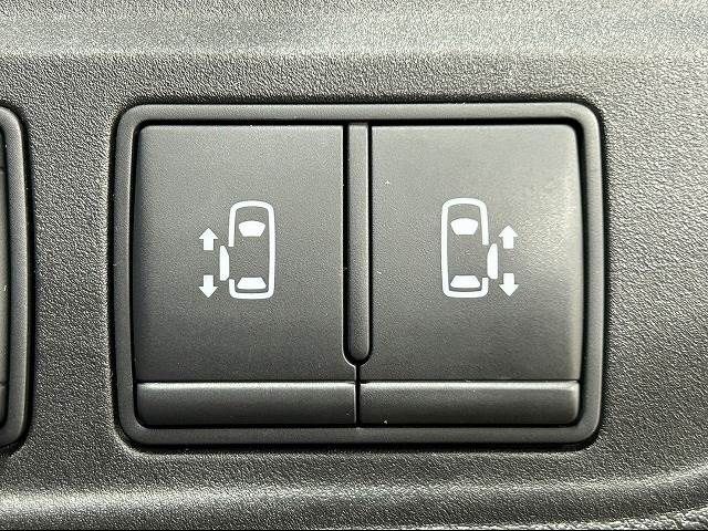 Nissan SERENA 2017-03 20629-6