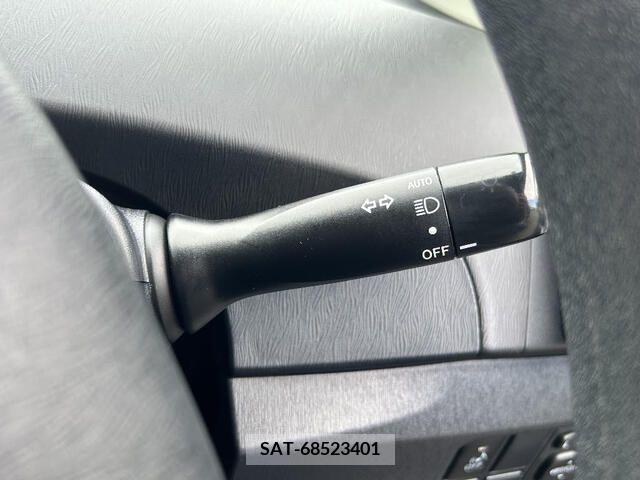 Toyota PRIUS 2012-08 336641-14