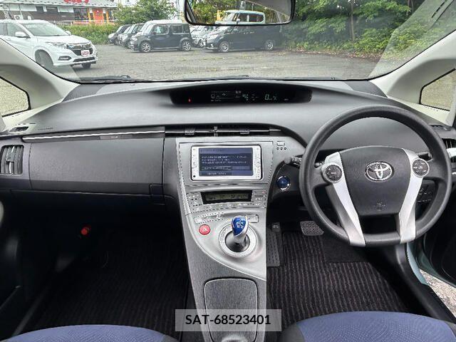 Toyota PRIUS 2012-08 336641-5
