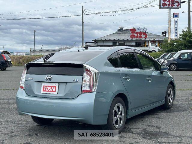 Toyota PRIUS 2012-08 336641-4
