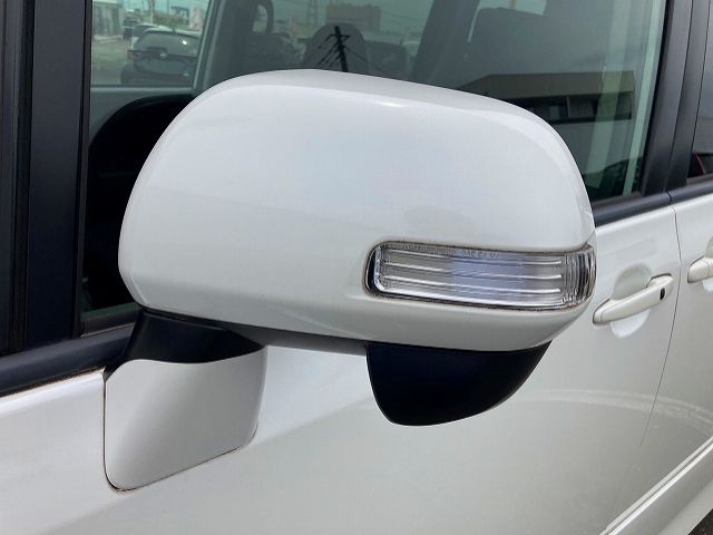 Toyota VOXY 2010-02 8599-24