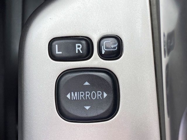 Toyota VOXY 2010-02 8599-20