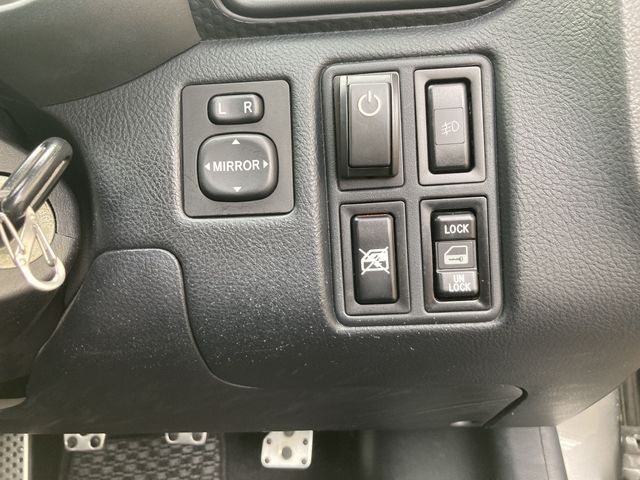 Toyota MR-S 2005-08 10394-9