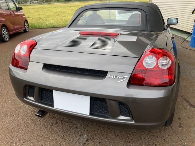Toyota MR-S 2005-08 10394-4