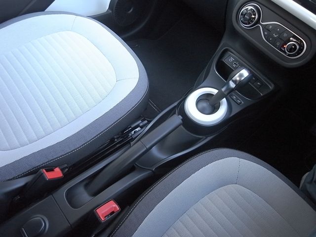 Renault TWINGO 2020-11 195348-20