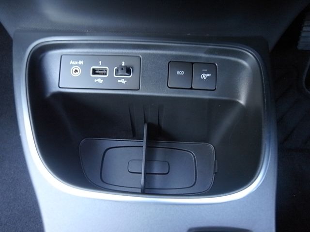 Renault TWINGO 2020-11 195348-14