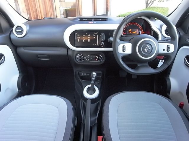 Renault TWINGO 2020-11 195348-2