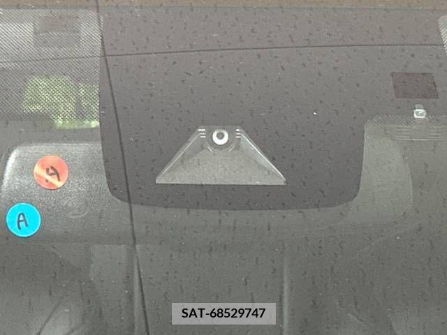 Toyota PRIUS 2019-10 282145-3