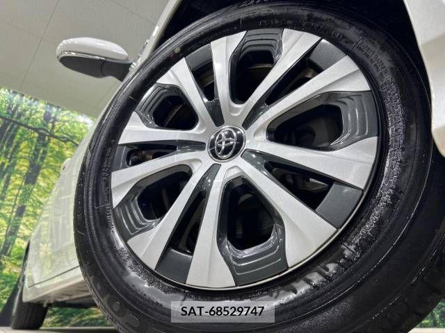 Toyota PRIUS 2019-10 282145-13