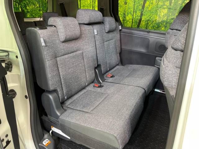 Toyota SIENTA 2022-11 189725-9