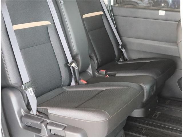 Nissan SERENA 2022-12 4487-11