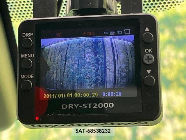 Toyota PRIUS 2015-12 251563-6