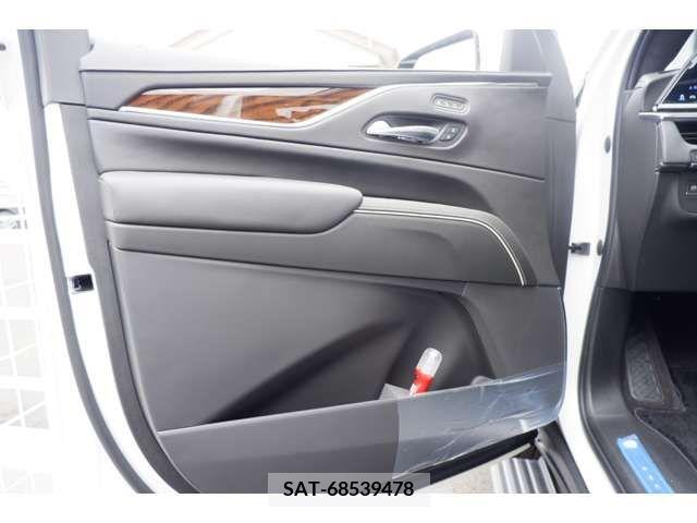 Cadillac ESCALADE 2022-12 263345-14
