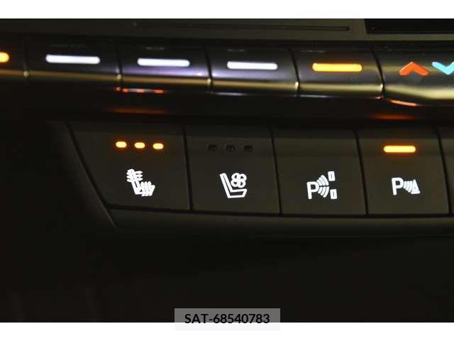 Cadillac XT4 2021-06 224677-10
