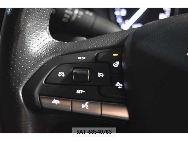 Cadillac XT4 2021-06 224677-13