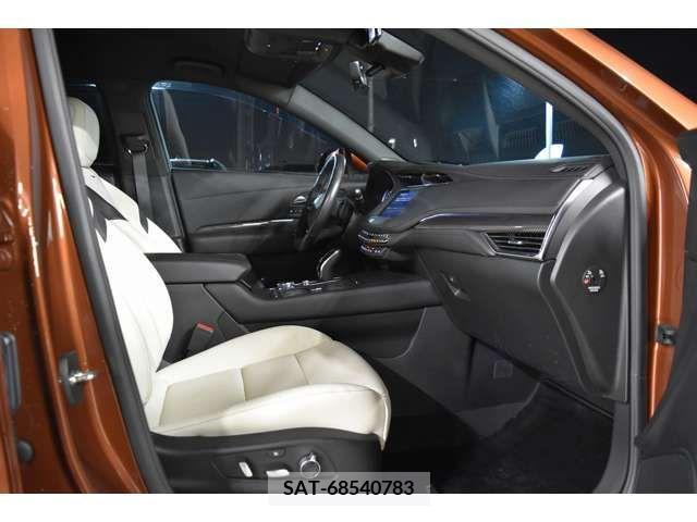 Cadillac XT4 2021-06 224677-5