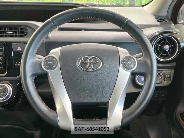 Toyota AQUA 2015-02 314020-11