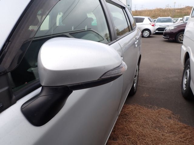 Toyota COROLLA FIELDER 2016-11 29193-3