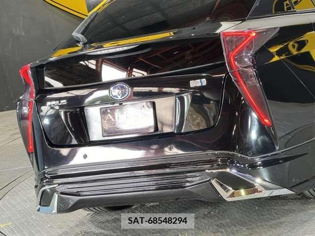 Toyota PRIUS 2016-07 379731-9
