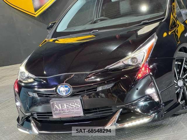 Toyota PRIUS 2016-07 379731-8