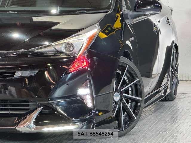 Toyota PRIUS 2016-07 379731-5