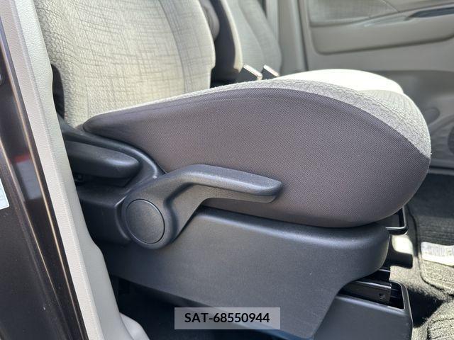 Nissan ROOX 2022-03 215526-11