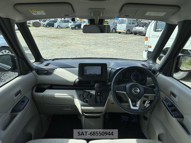 Nissan ROOX 2022-03 215526-1
