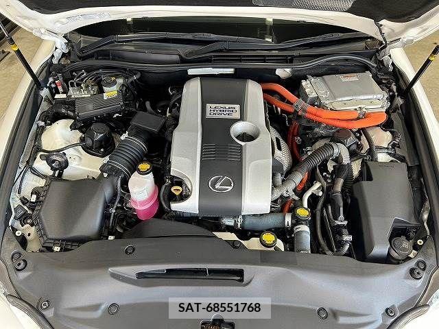 Lexus IS 2013-06 300068-19