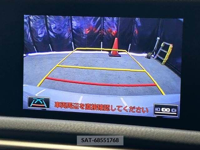 Lexus IS 2013-06 300068-3
