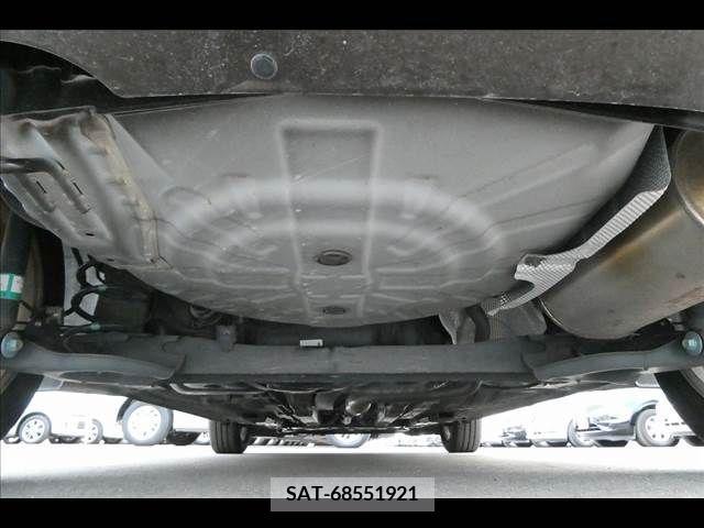 Nissan NOTE 2017-04 207177-13