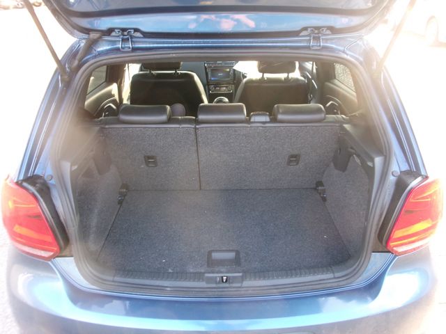 VolksWagen POLO 2016-11 26459-7