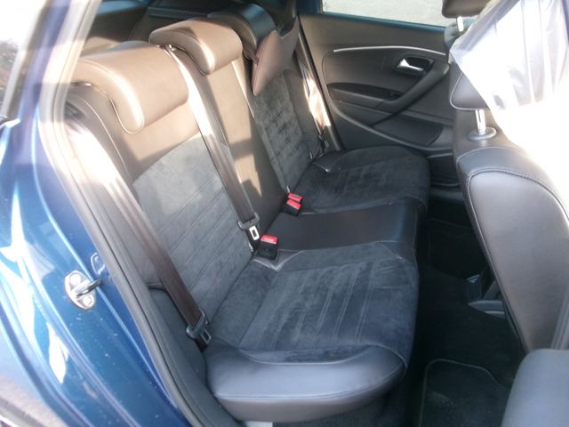 VolksWagen POLO 2016-11 26459-13