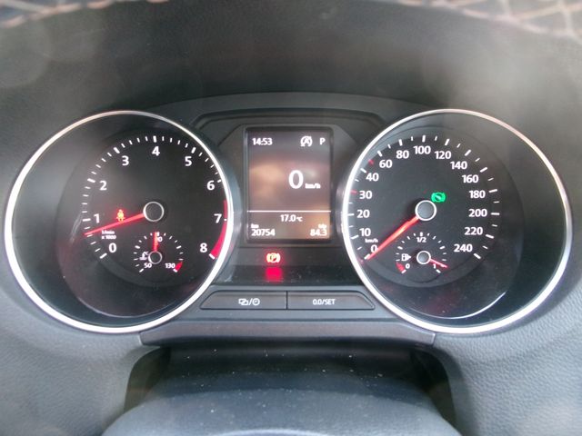 VolksWagen POLO 2016-11 26459-19
