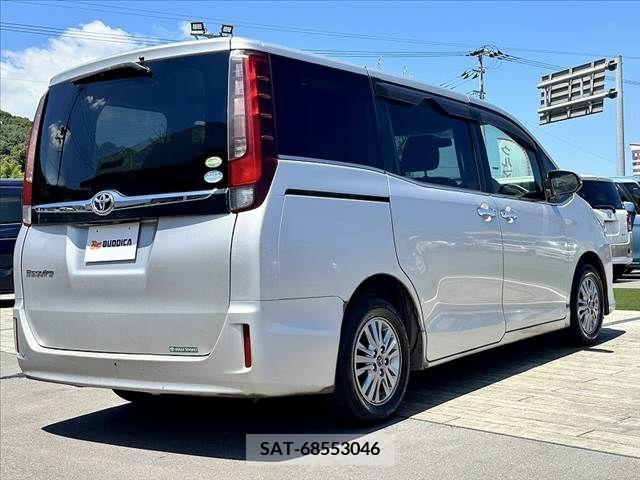 Toyota ESQUIRE 2015-06 359784-13