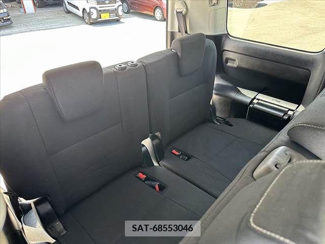 Toyota ESQUIRE 2015-06 359784-20