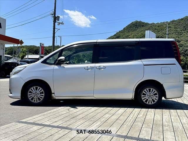 Toyota ESQUIRE 2015-06 359784-11
