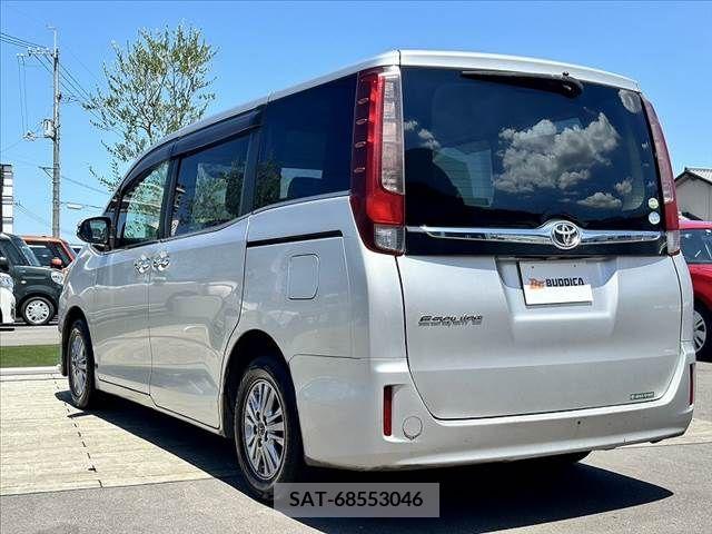 Toyota ESQUIRE 2015-06 359784-15
