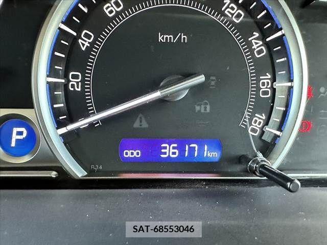 Toyota ESQUIRE 2015-06 359784-6