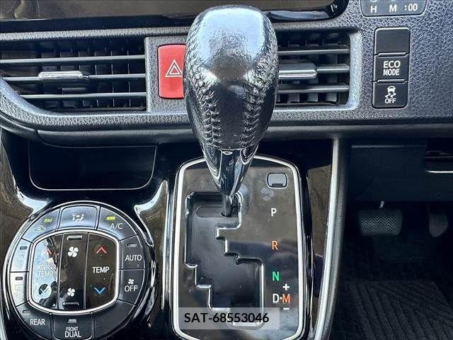 Toyota ESQUIRE 2015-06 359784-5