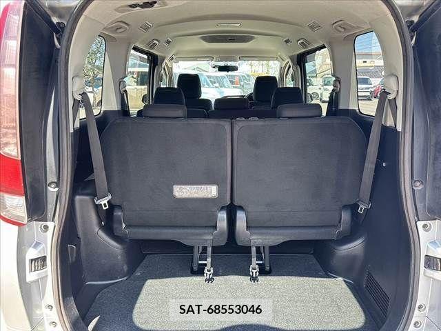Toyota ESQUIRE 2015-06 359784-22