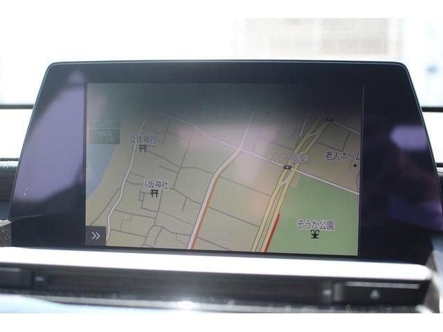 Toyota CROWN SEDAN 2018-09 23644-1