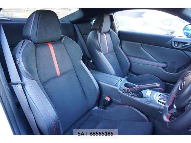 Subaru BRZ 2021-10 204467-7