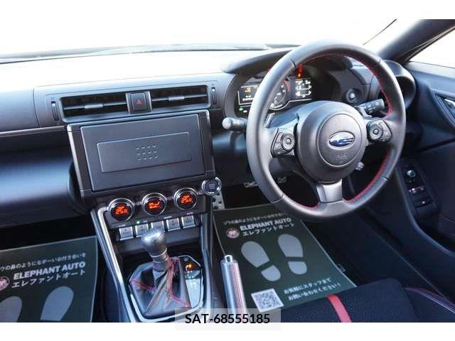 Subaru BRZ 2021-10 204467-3
