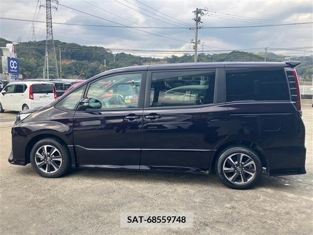 Toyota NOAH 2019-07 204963-7