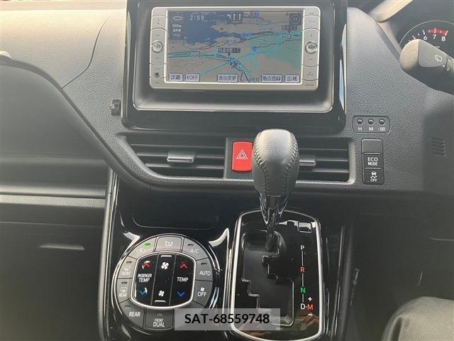 Toyota NOAH 2019-07 204963-20