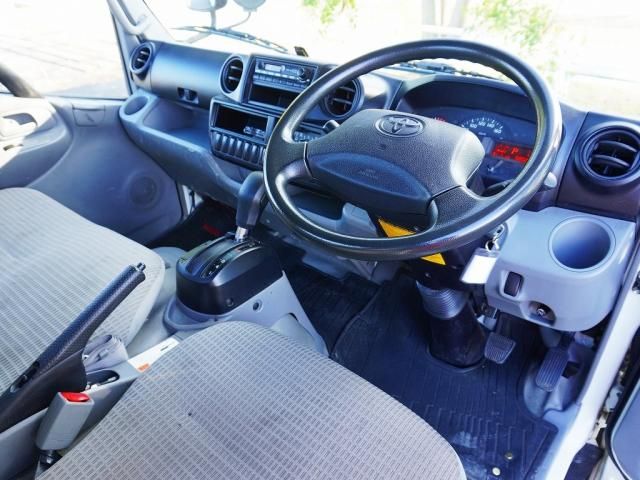 Toyota TOYOACE 2015-06 193891-2