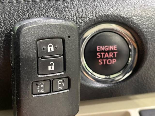 Toyota SIENTA 2016-11 21041-6